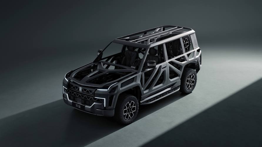 深圳182仰望U8硬派越野的科技魅力，国能汽车对传统燃油车市场的冲击